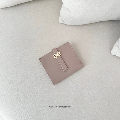 https://cdn.shopify.com/s/files/1/0526/5702/9270/files/7b3001e6d7aa4361a3a810edbfdbb886.jpg?v=1729182986