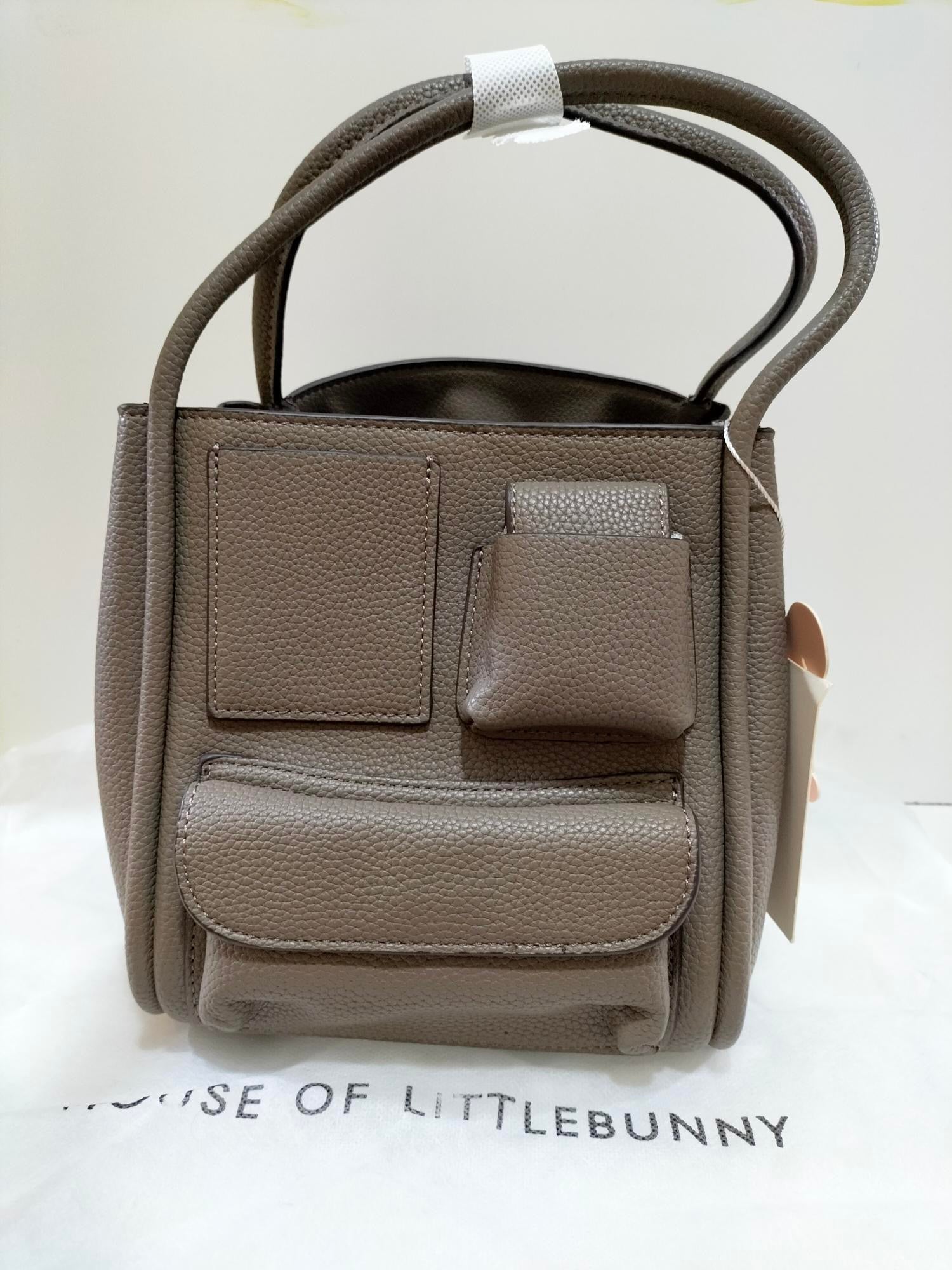 https://cdn.shopify.com/s/files/1/0526/5702/9270/files/C82A7215-4819-42DC-9A3E-0D6854FB2EC0.jpg?v=1726118532