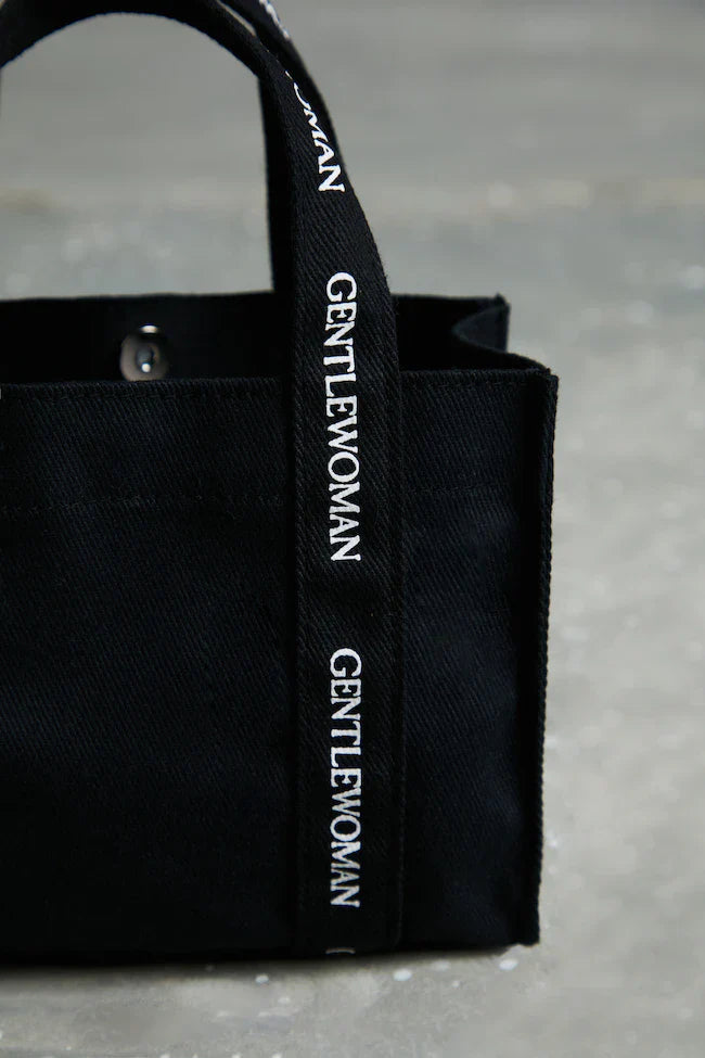 Gentle Woman Micro Box Tote