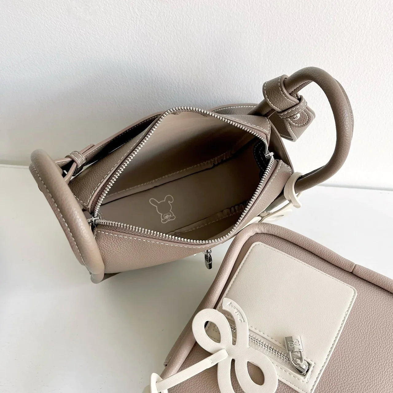 Momentum 22 PU Clay Handbag