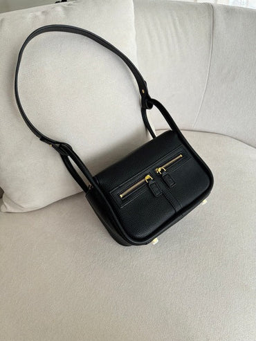 Stylish Zippy 22 PU Black Handbag