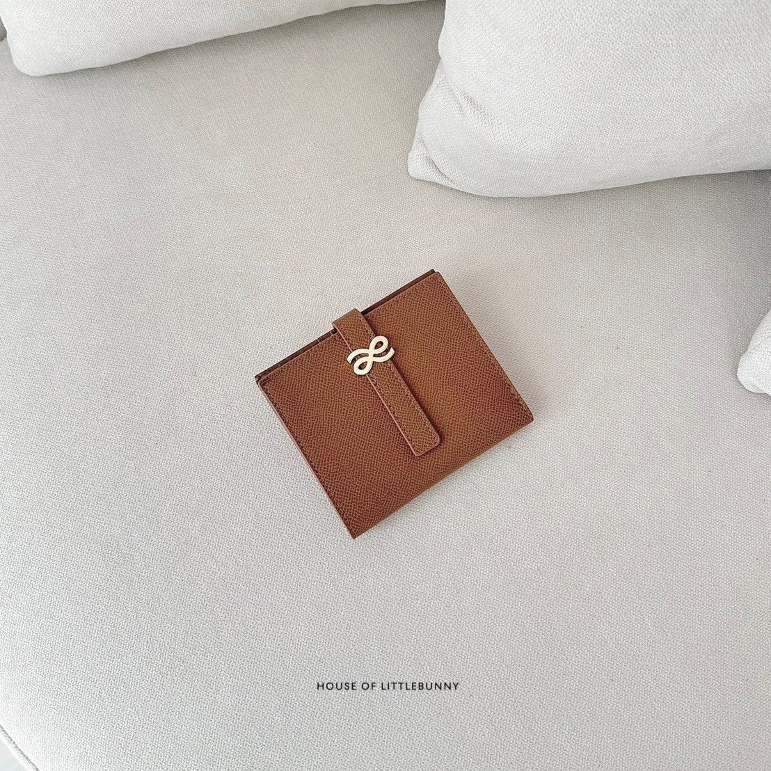 https://cdn.shopify.com/s/files/1/0526/5702/9270/files/d75f186b7b754131ad1c097d2fdc8311_35dd05a4-de60-460a-9355-d666268dd1c3.jpg?v=1729183004